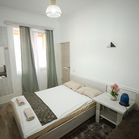 U Ashota Hotell Jerevan Exteriör bild