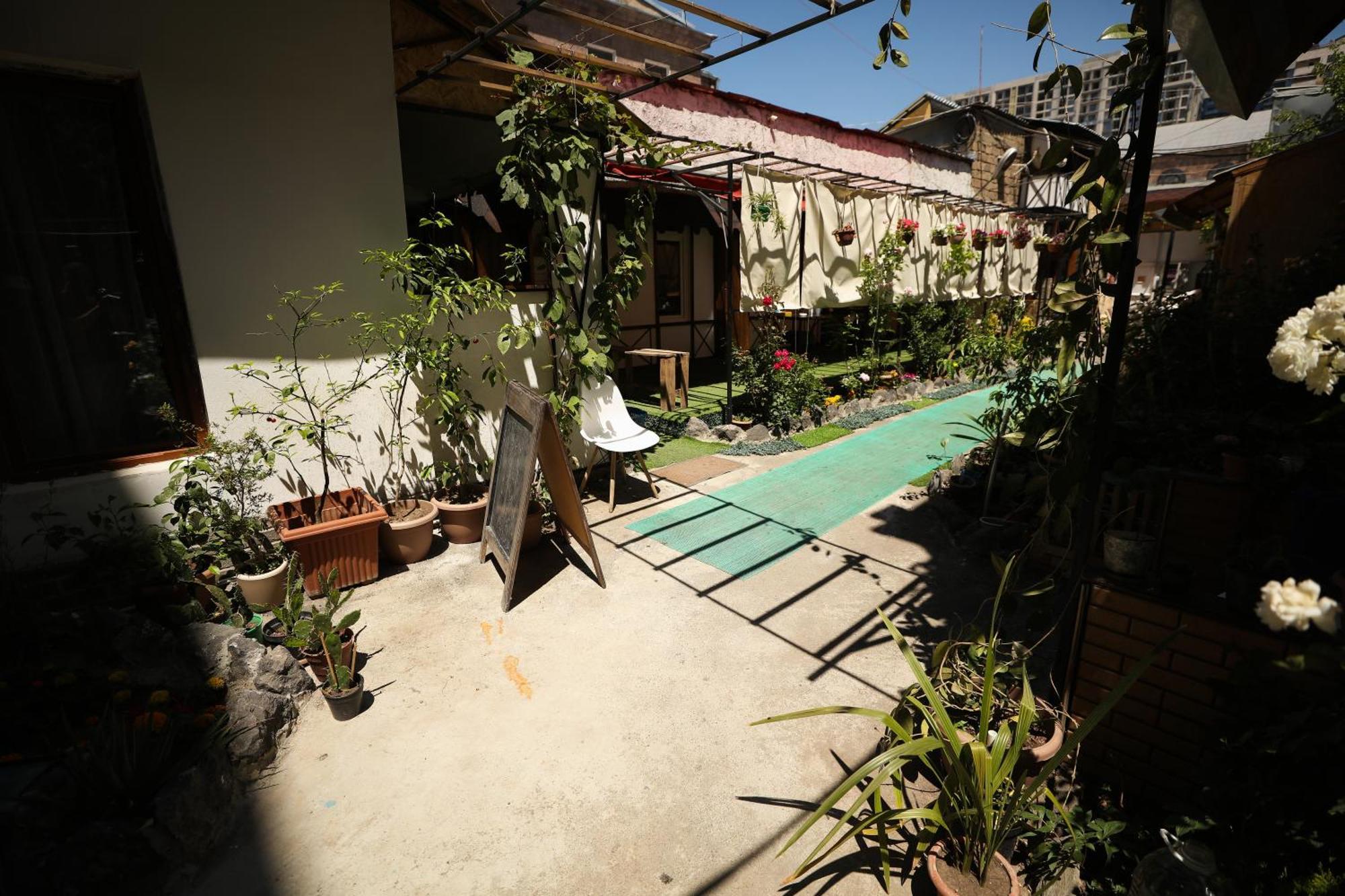 U Ashota Hotell Jerevan Exteriör bild