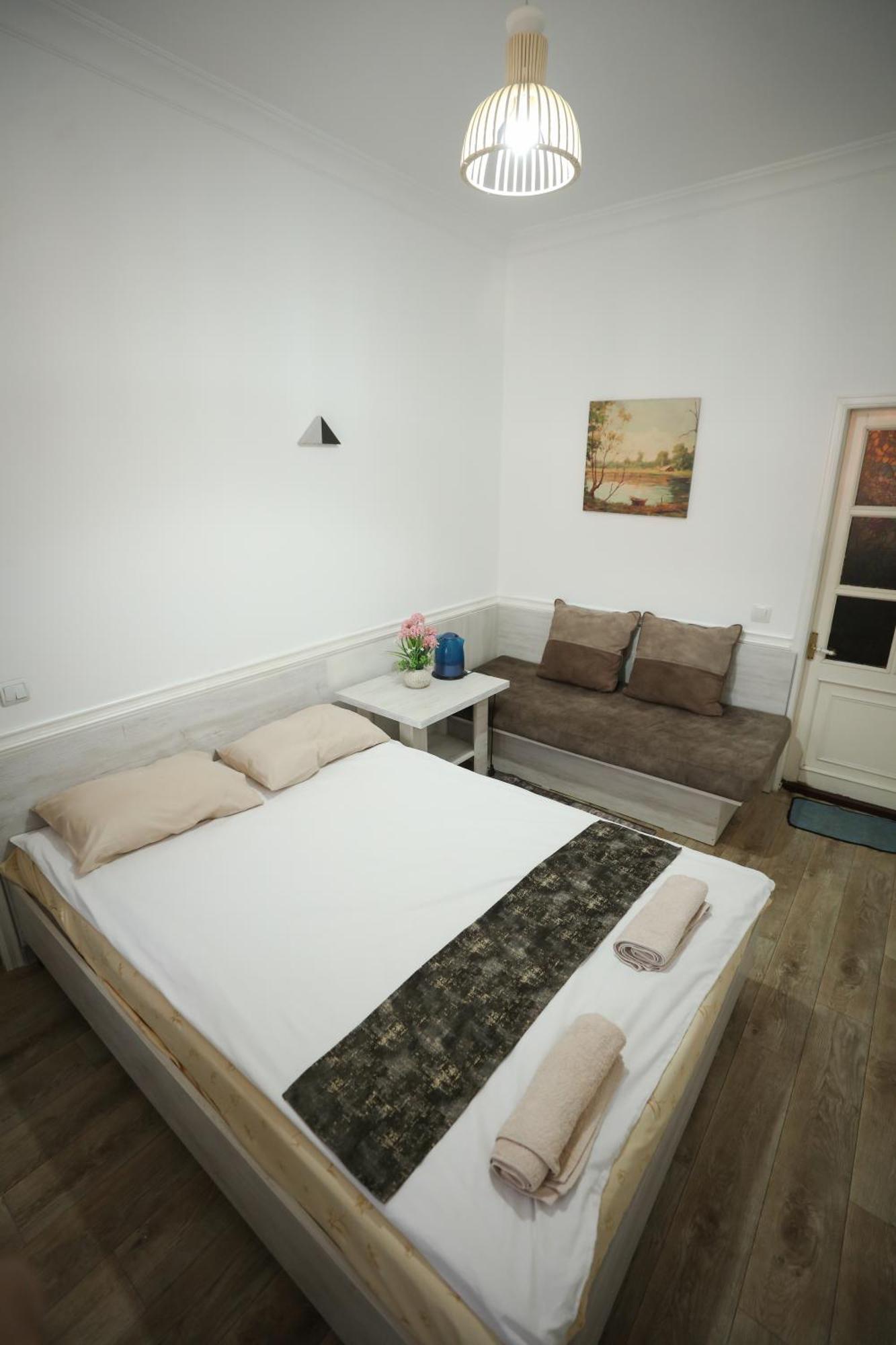 U Ashota Hotell Jerevan Exteriör bild