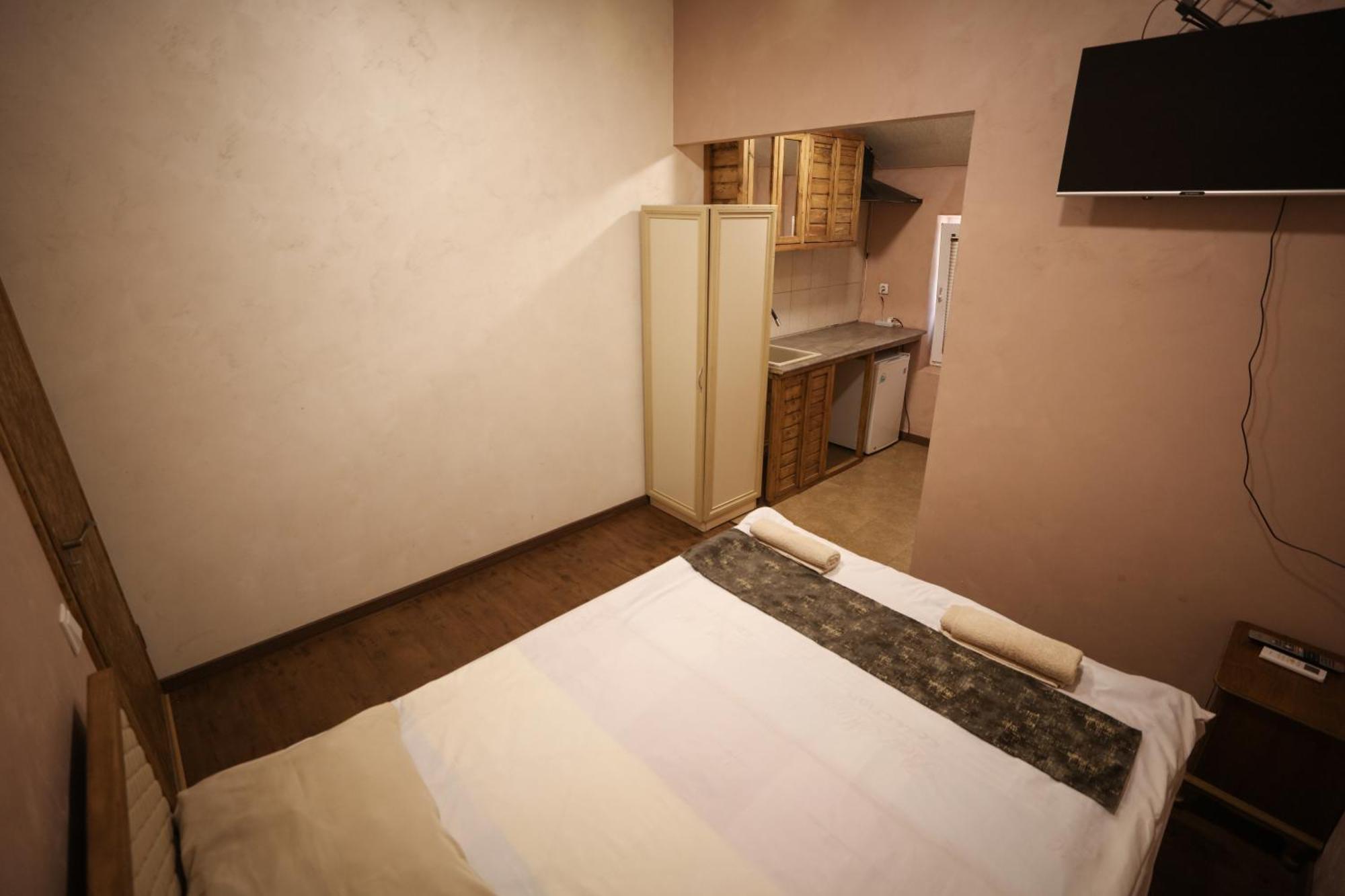 U Ashota Hotell Jerevan Exteriör bild