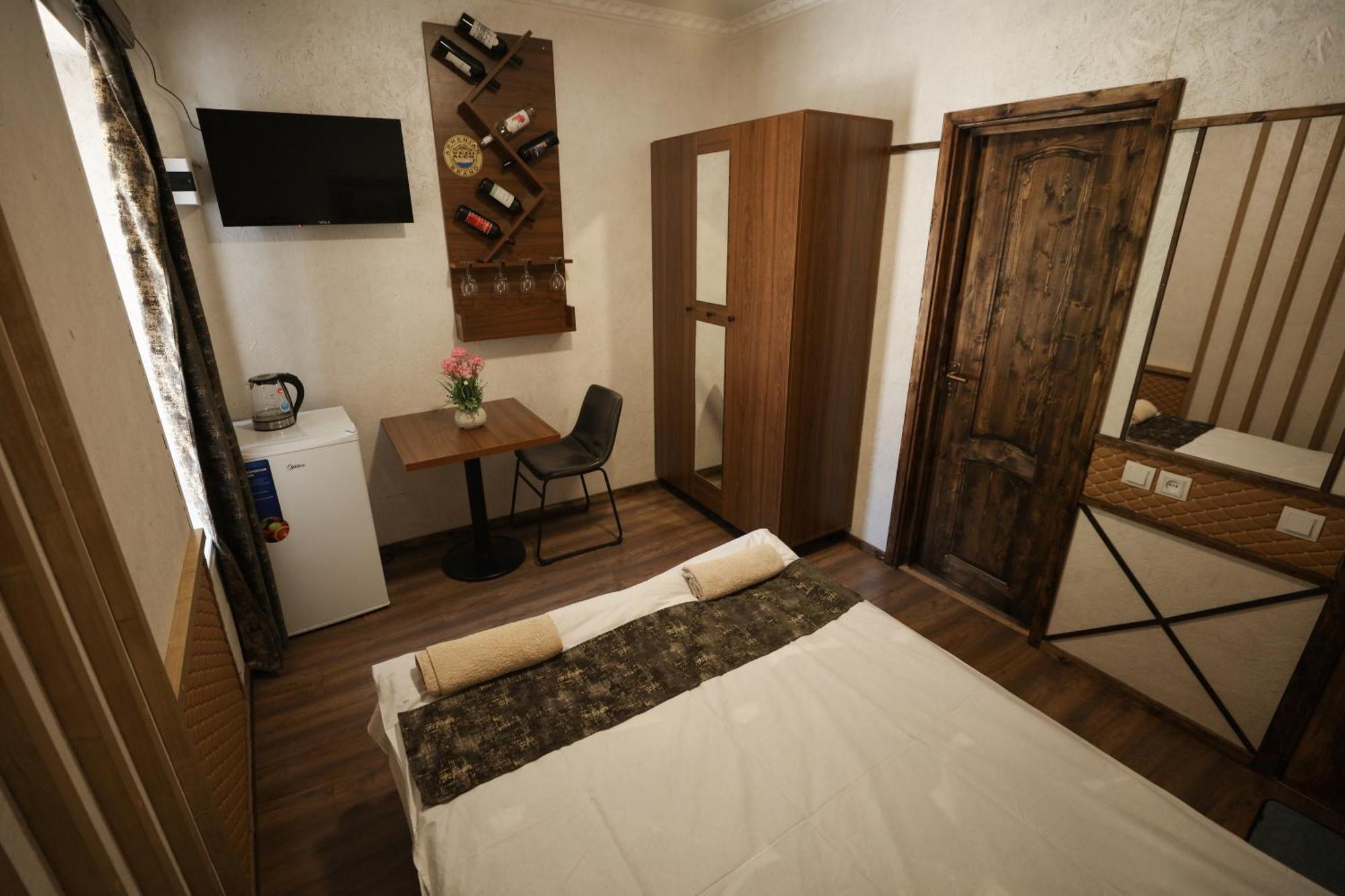 U Ashota Hotell Jerevan Exteriör bild