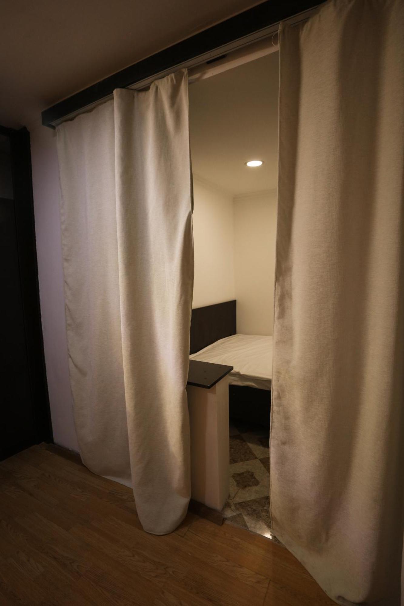 U Ashota Hotell Jerevan Exteriör bild