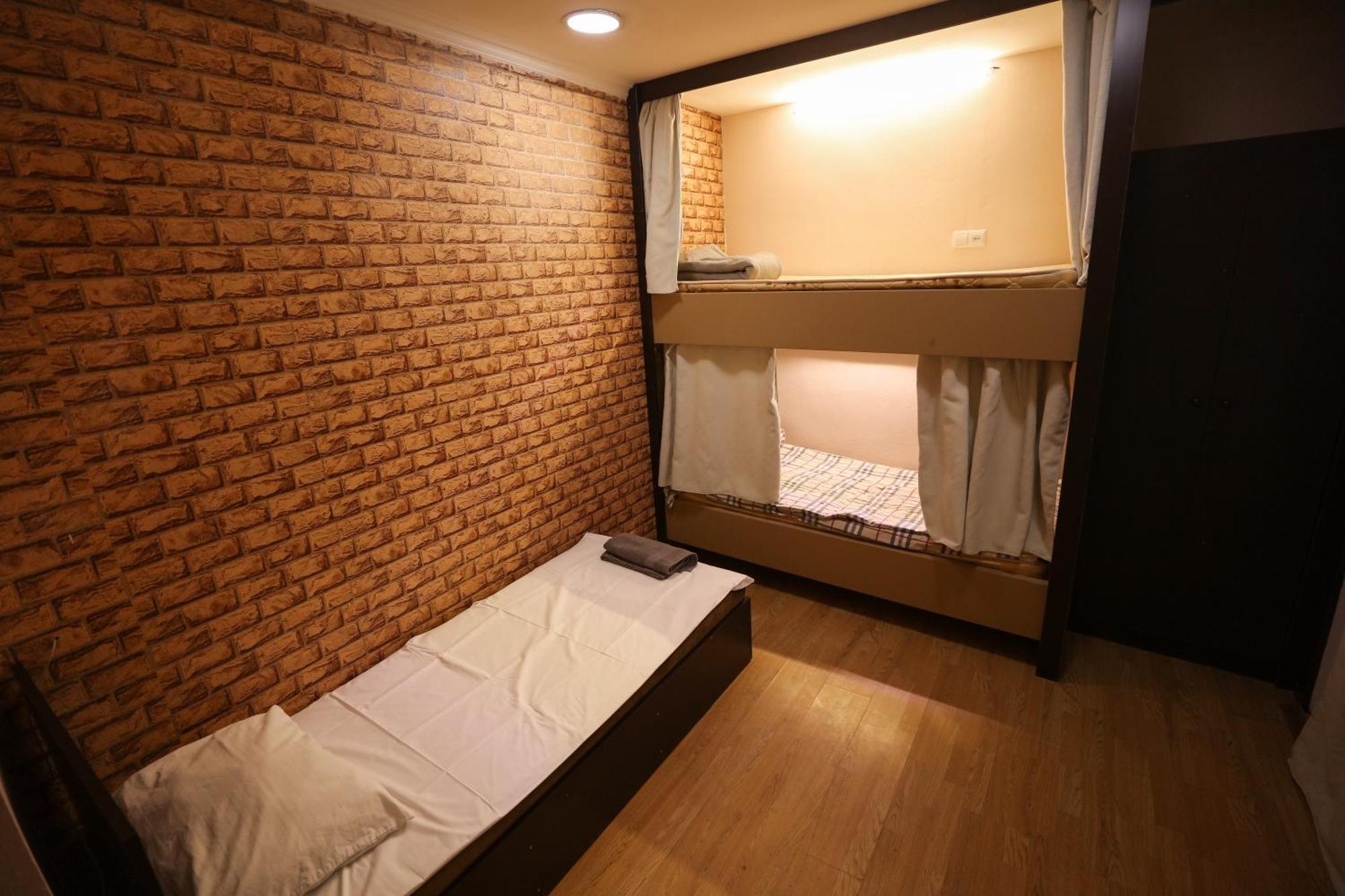 U Ashota Hotell Jerevan Exteriör bild